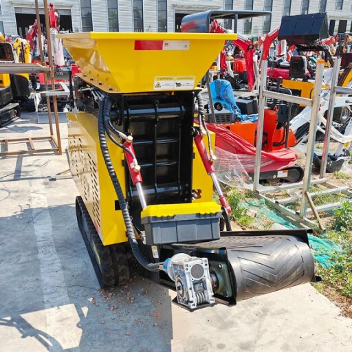 Mining Machine jaw Crusher working in a mining site to demonstrate its efficiency